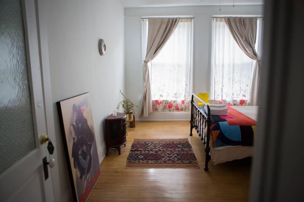 Object Hotel 1Br Shared Bath Room 2C 比斯比 外观 照片