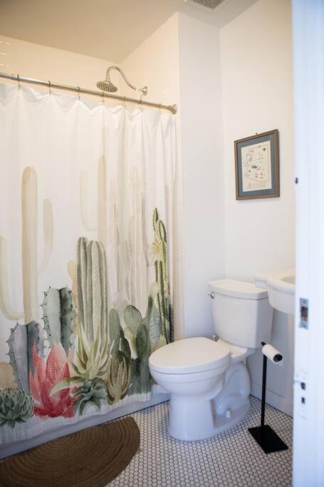 Object Hotel 1Br Shared Bath Room 2C 比斯比 外观 照片